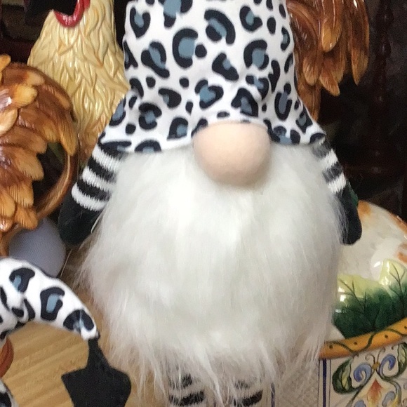 Gnomes Set Lights up NEW❤️❤️ - Picture 2 of 6